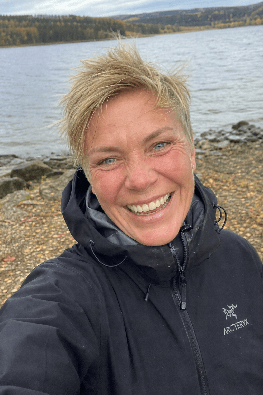 Vibeke — AI companion